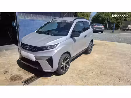 Aixam Crossover