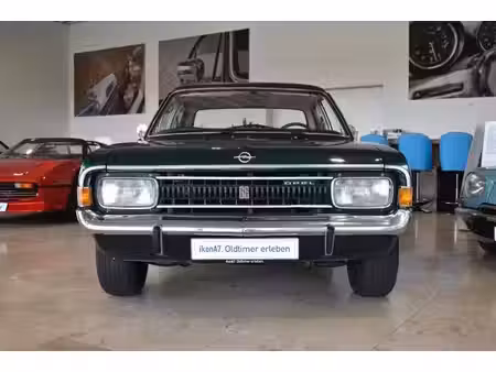 Opel Commodore 