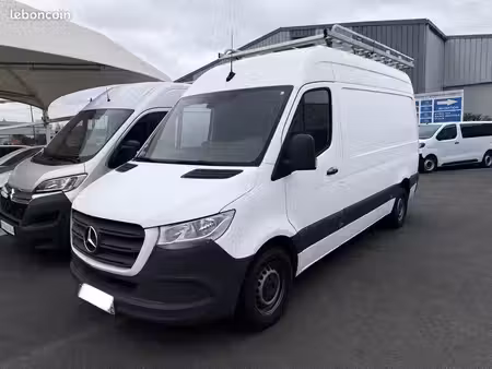 Mercedes-Benz Sprinter V6 3.5 CDI 143