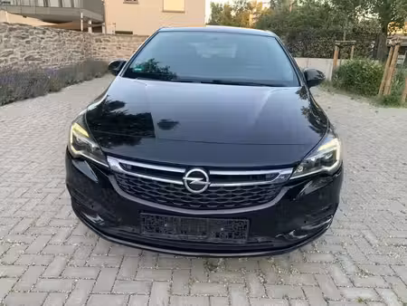 Opel Astra 1.6 CDTI 110 Edition