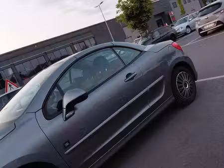 Peugeot 207 CC 1.6 VTi 120