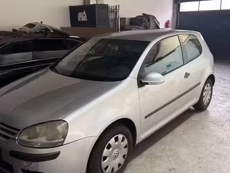 Volkswagen Golf 1.4 75 Trendline