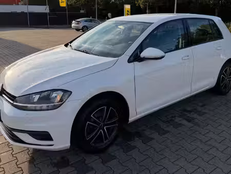 Volkswagen Golf 1.0 TSI