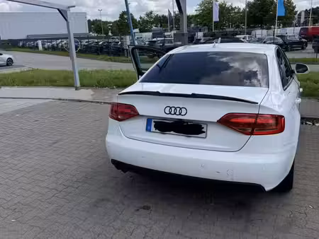 Audi A4 2.0 TDI 143