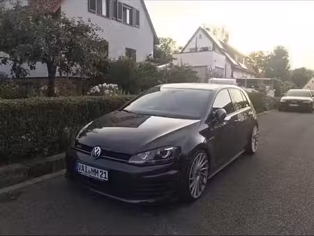 Volkswagen Golf GTI 2.0 TFSI 230 Performance
