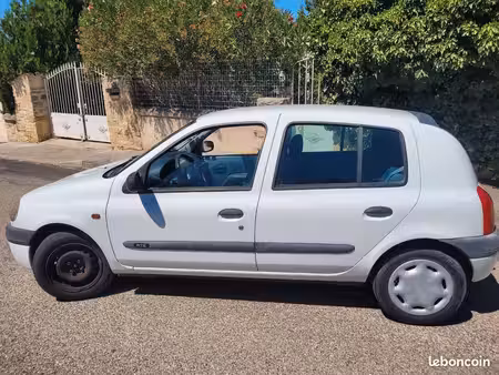 Renault Clio 1.2 58
