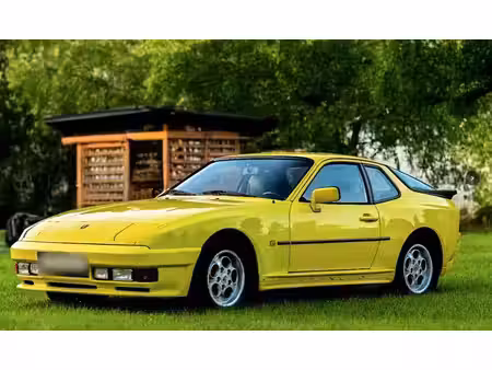 Porsche 944 
