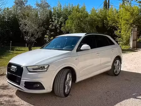 Audi Q3 2.0 TDI 140 S line quattro
