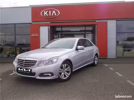 Mercedes-Benz Classe E E 200 2.1 CDI 136
