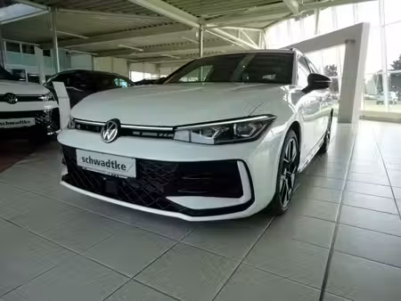 Volkswagen Passat 1.5 272 R-Line