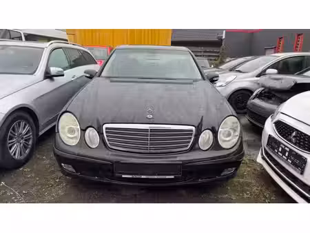 Mercedes-Benz Classe E E 200 2.1 CDI 122 Avantgarde