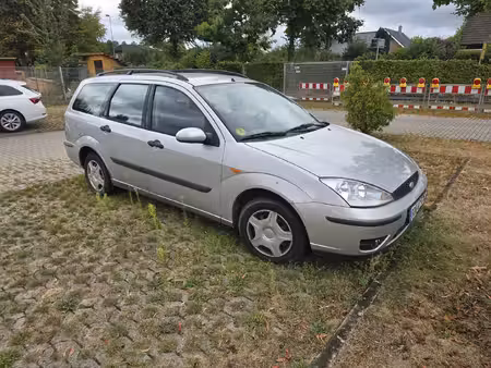 Ford Focus 1.8 TDDi 75 Ambiente