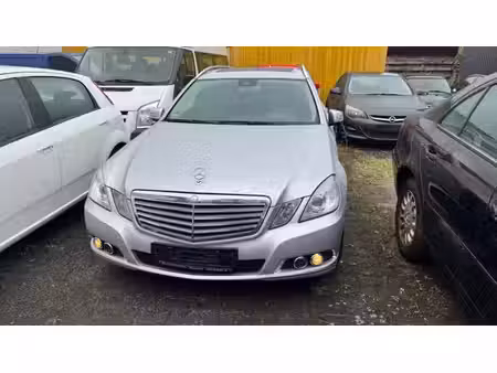 Mercedes-Benz Classe E E 220 2.1 CDI 170