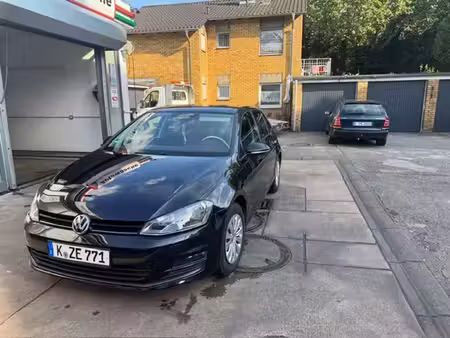 Volkswagen Golf 1.2