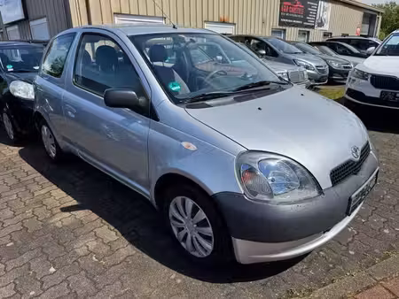 Toyota Yaris 1.0 VTi 68