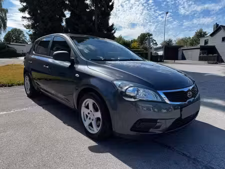 Kia Ceed 1.4 90