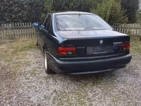 BMW Série 5 528i 2.8 193