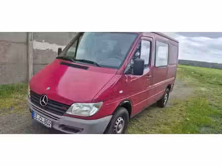 Mercedes-Benz Sprinter 213 2.1 129