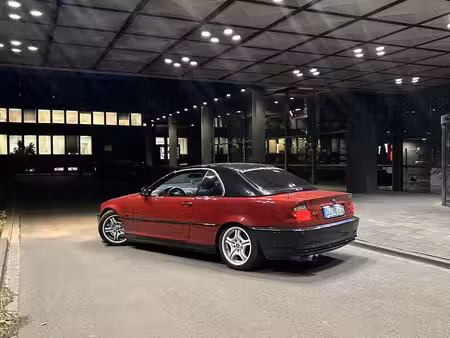 BMW Série 3 330i 3.0 231