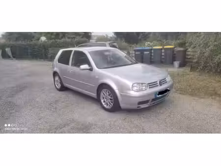 Volkswagen Golf GTI 1.8