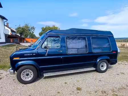 Ford Econoline 