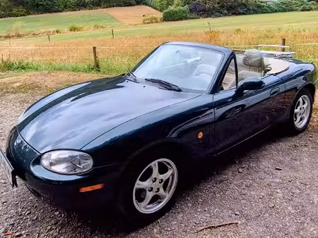 Mazda MX5 1.6 110