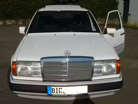 Mercedes-Benz Classe E 200 E 2.0 75
