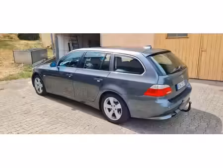 BMW Série 5 525i 2.5 218