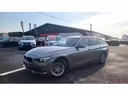 BMW Série 3 320i 2.0 184 Lounge xDrive