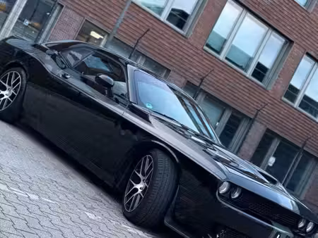Dodge Challenger SXT