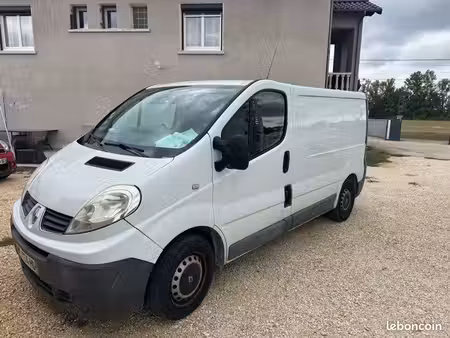 Renault Trafic 2.0 dCi 90