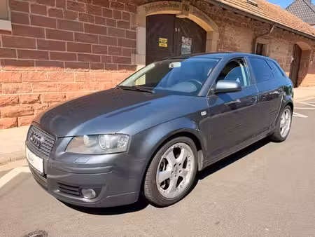 Audi A3 V6 3.2 250 Ambition quattro