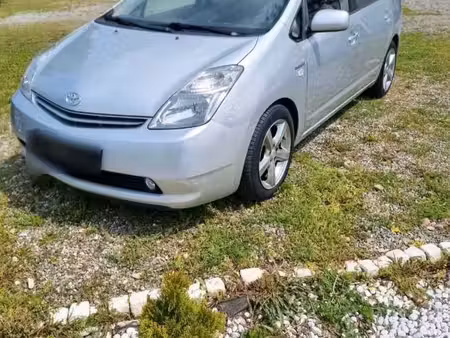 Toyota Prius 1.5 72
