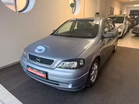 Opel Astra 1.6 Njoy