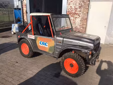 Suzuki LJ