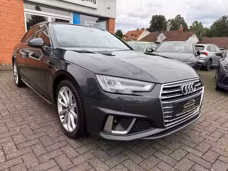 Audi A4 2.0 TDI 150 S line