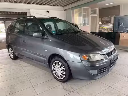 Mitsubishi Space Star 1.8 82