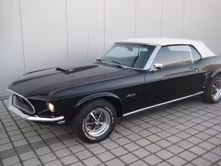 Ford Mustang 