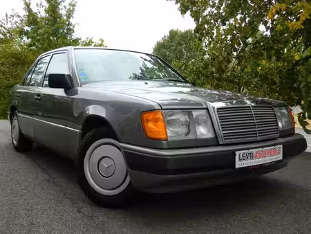 Mercedes-Benz Classe E 200 E Classic