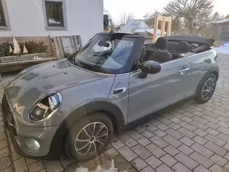 Mini Cabrio Cooper 1.5 136