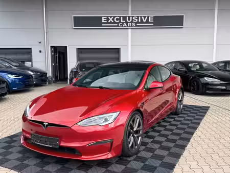 Tesla Model S 670 4x4