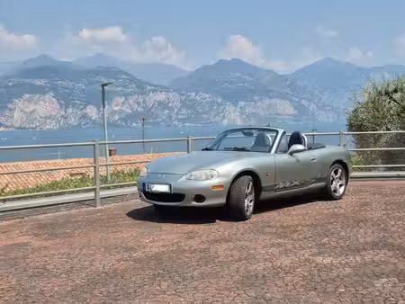 Mazda MX5 1.6 110