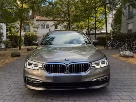 BMW Série 5 530d 3.0 265