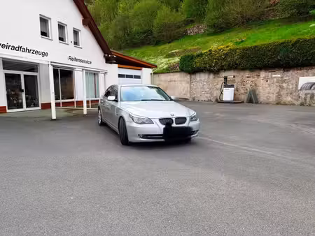 BMW Série 5 525d 3.0 197