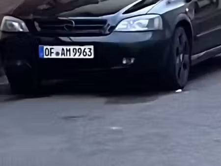 Opel Astra 2.2 147