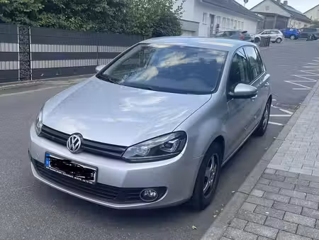 Volkswagen Golf 1.6 TDI 105