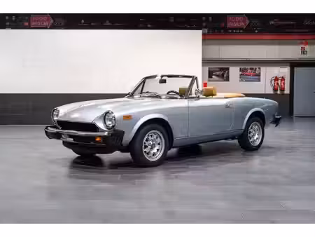 Fiat 124 Spider 