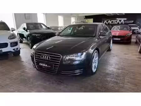 Audi A8 V6 3.0 TDI 250 quattro