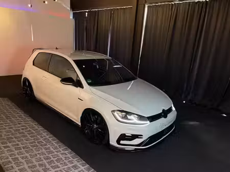 Volkswagen Golf R 2.0 TSI 310 4Motion