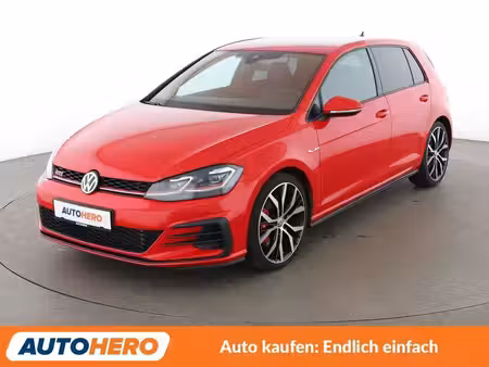 Volkswagen Golf GTI 2.0 TSI Performance